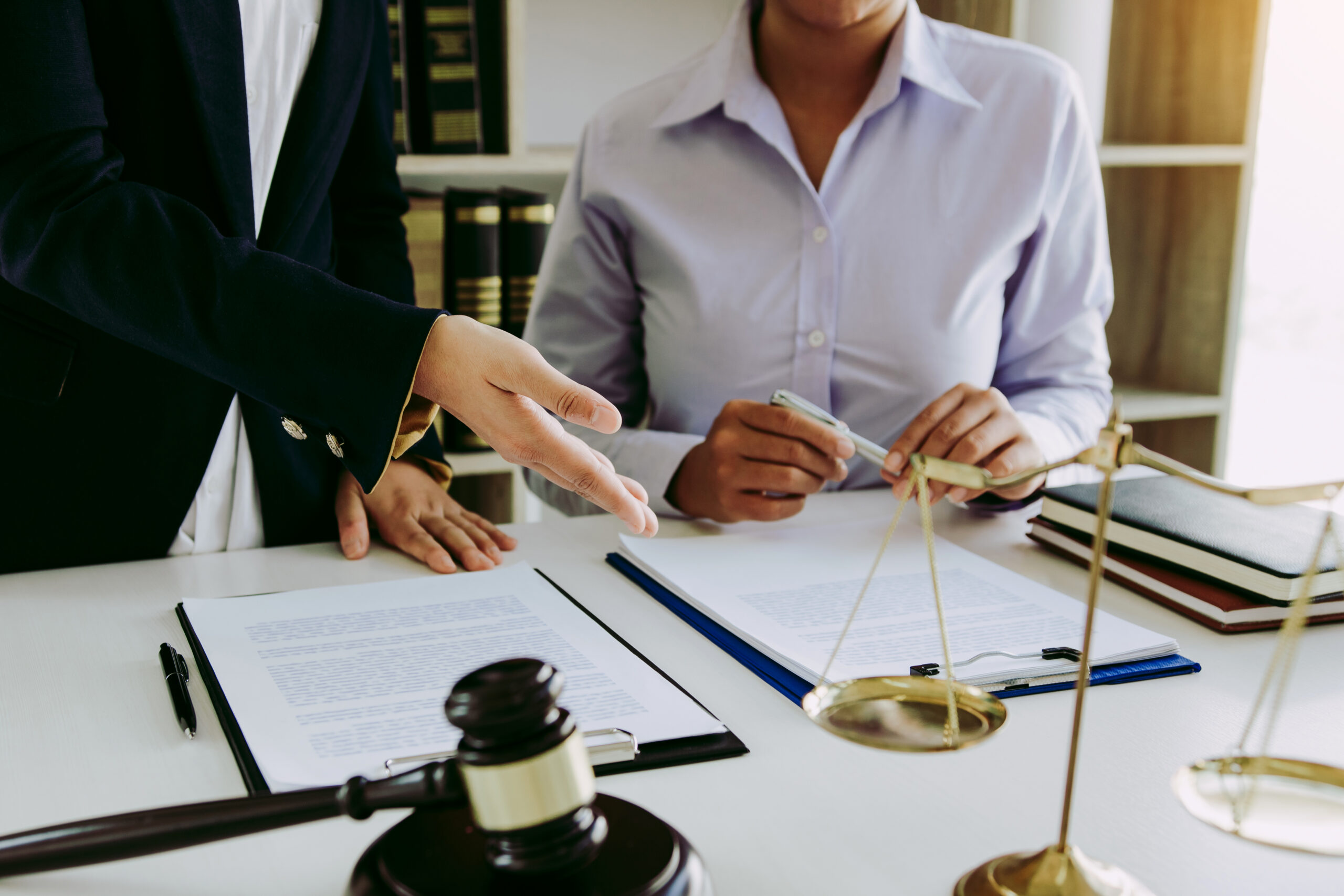 Cómo prevenir riesgos legales por el manejo de datos personales